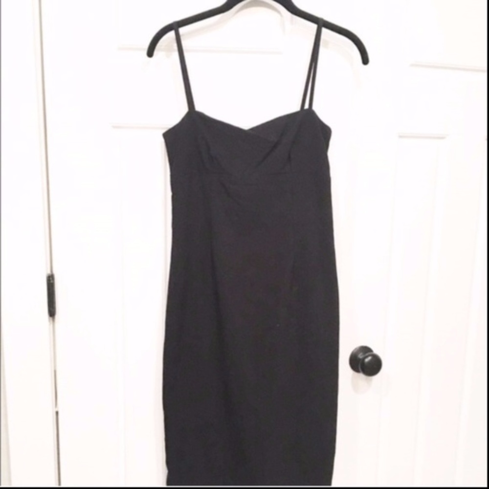 5/28 LITTLE BLACK DRESS